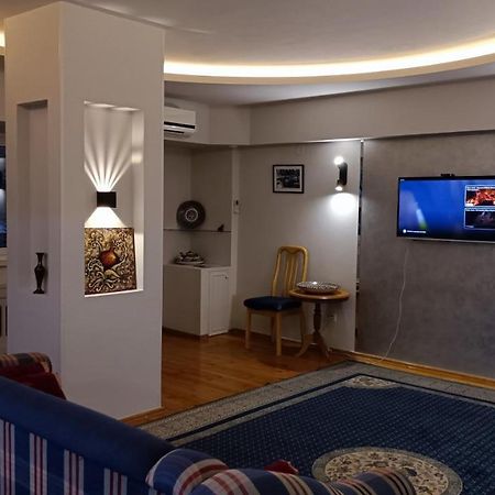 3-Bedroom Apartment On Ohunboboev Tasken Kültér fotó
