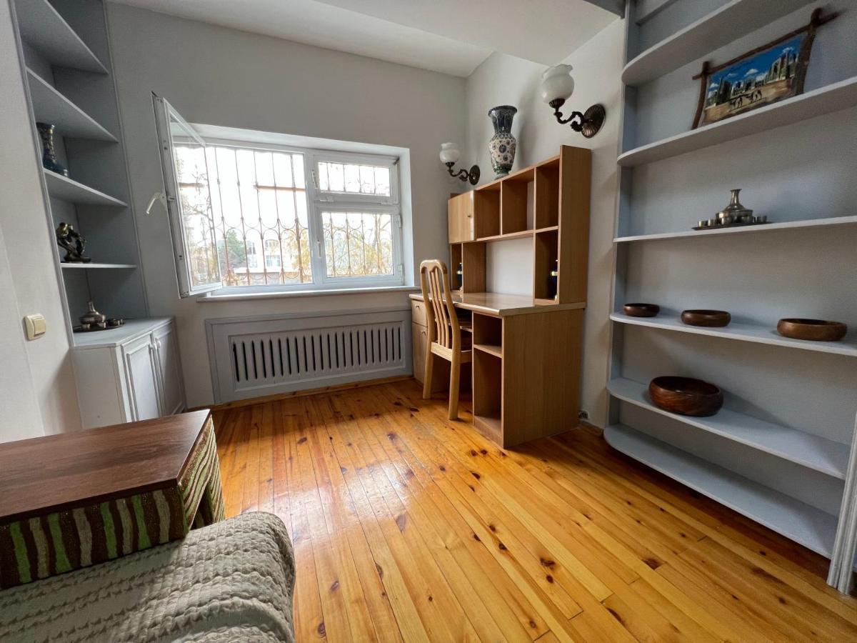 3-Bedroom Apartment On Ohunboboev Tasken Kültér fotó