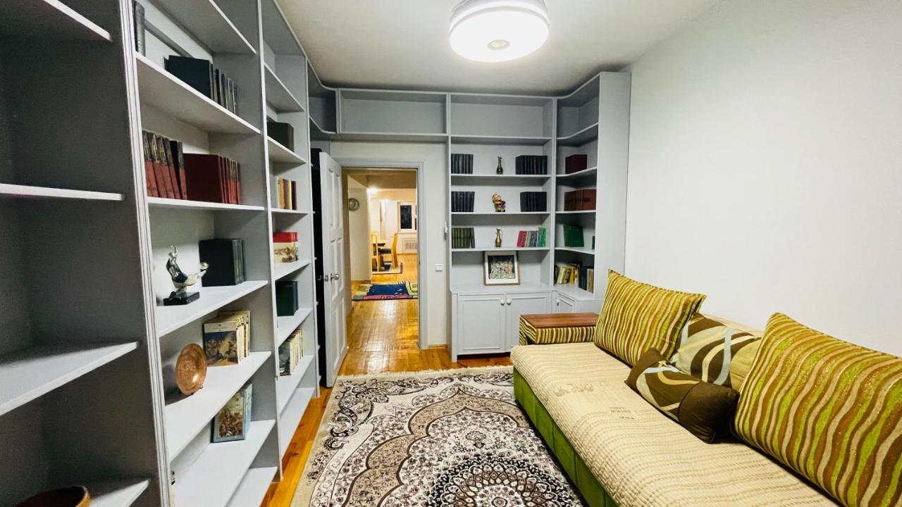 3-Bedroom Apartment On Ohunboboev Tasken Kültér fotó